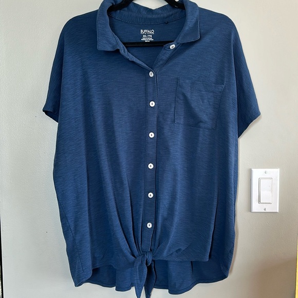 Buffalo David Bitton 🦬 Short Sleeve Button-up Top with Tie - Picture 1 of 6